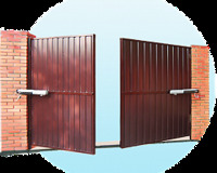 Avtomatik darvaza qollari pultla