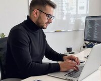 Ofis Meneceri Tələb olunur