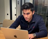 Ofis Meneceri Tələb olunur