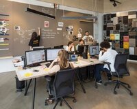 Aktif məlumat menecer işi elanı