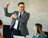 ofis meneceri teleb olunur