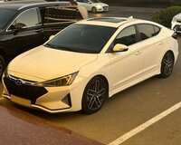 Hyundai Elantra Sport icaresi