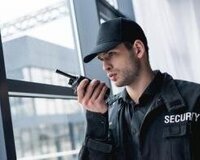 Stomatoloji Klinikaya Mühafizəçi tələb olunur