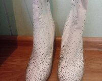 Satilir heç geyilmiyib səf ölçü alinib deye satilir