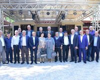 Təqaüddə olanlara iş təklifi