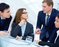 Məlumat meneceri tələb olunur