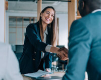 Menecer işi təklif olunur