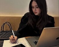 Menecer Bəy Tələb Olunur