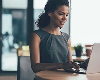 menecer işi təklif olunur