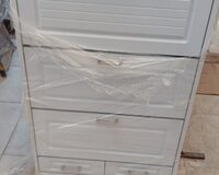 Ayaqqabı dolabı hazır