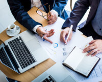 ? İş təklifi – biznes xarakterli fəaliyyət ?