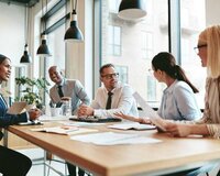 Biznes tərəfdaşlığı