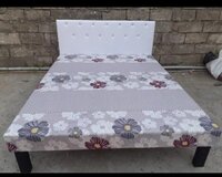 Kravatlar taxt dosek