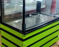 Şirniyyat soyuducusu