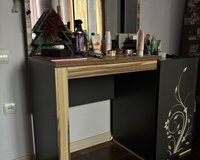 Vizaj/toalet masası və güzgü dəsti