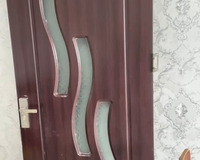 Qapi ev yaxsi veziyetde