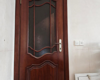 Qapi ev yaxsi veziyetdedi