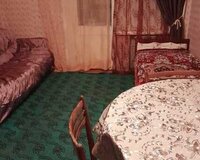 nefciler metrosun yanin 1 otaq suputnik binasi evde xaladenik divan stol stul paltar ucun skaf ayab, Nizami rayonu