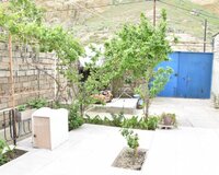 Yeni Günəşli Ilqar Musayev küçəsi Qartal heykəli yanında Araz marketin arxası 4 otaq , Suraxanı rayonu