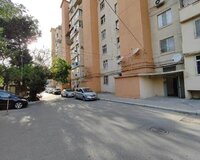 Xaqlar metrosuna yaxin 3 otaq menzil, Nizami rayonu