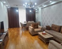 Neftçilər m/st yanında. "Nazlı" şadlıq sarayi-nın arxasında, 3 otaq , Nizami rayonu