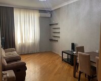 Biznes Universiteti ilə üzbü-üz, 2 otaq , Yasamal rayonu