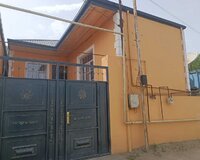 Bineqedi qesebesinde merkeze ve yola yaxin, 4 otaq , Binəqədi rayonu