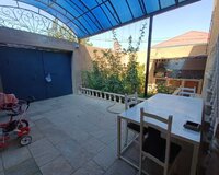 Bineqedi rayonu Bineqedi Qesebesinde marsurt dayanacgina, mektebe ve yola yaxin, 3 комната