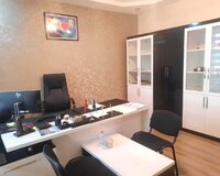 ✔Nərimanov rayonu,Zorge və Koala parkına yaxın super Təmirli-əşyali ofis icareye verilir, 3 otaq