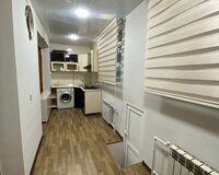 Inşaatçılar metrosu, 4 комната , Yasamal район