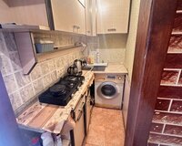 Bakı şəhəri Xırdalan rayonu Abşeron şadlıq sarayının yanı,Rahat marketin yanı, 2 otaq
