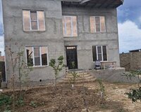 Xəzər rayonu Binə qəsəbəsi, Binə çörək zavodunun və 334 saylı orta məktəbin yaxınlığı, 5 otaq