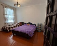 Rəssamlıq Akademiyası ilə üzbə üz binada, 3 otaq , Nərimanov rayonu
