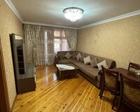Sumqayıt 2 mkr 3 otaq , Sumqayıtda