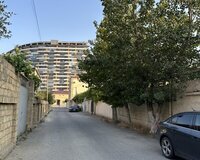 Yeni avtovağzal metro yaxınlıqda rahat marketin yanı yol kənarı, 1 otaq , Binəqədi rayonu