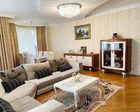 Nəsimi r ağ çiçəyimin yanı, 3 otaq , Nəsimi rayonu