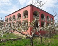 Abşeron rayonu Mikayıl Müşfiq küçəsi, 5 otaq