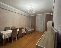 Xırdalan Şəh Sürət Qatar At Heykəlin Yanı Kiristal 2 2 otaq , Xırdalanda