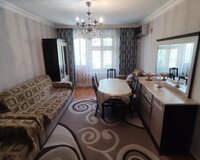 Xırdalan ş. Razqrad küçəsi 3 otaq , Xırdalanda