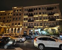 23 nomreli mektebin ustu, 3 otaq , Nəsimi rayonu