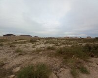 Hovsan.qesebesi.qusculuq savxozu 4 sot , Suraxanı rayonu