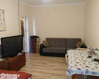 Yasamal Ray,ats-ə və İnşaatçılar mt/s-na 5 dəqiqəlik yaxın ev çox ucuz kirayə verilir 2 otaq , Yasamal rayonu