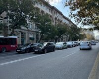 Abbasqulu ağa Bakıxanov küçəsi 3 otaq , Nəsimi rayonu