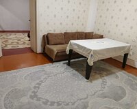 28 May metrosu.abubekr məscidi .metroya çox yaxındır tələbə qızlara 4 otaq , Nərimanov rayonu