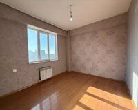 Suraxanı rayonu Yeni Günəşli qəsəbəsi D massivi Xəzər İnşaatın, 3 otaq