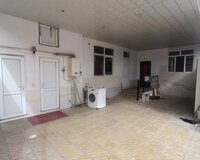 Bineqedi qesebesinde 182 nomreli mektein ve parkin yaninda, 4 otaq , Binəqədi rayonu