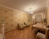 Xırdalan şəhəri,28-ci məhəllə, Misir parkının yaxınlığı 5 otaq , Abşeron rayonu