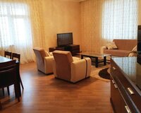 Elmler metrosu,Mireli Seyidov kucesi 3 otaq , Yasamal rayonu