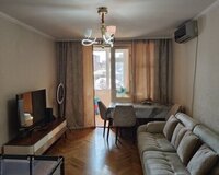 İnşaatçılar metrosu,Əsəd Əhmədov küçəsi 3 otaq , Yasamal rayonu