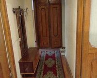 Neftcilər m .Məlhəm Hospitalin yanı, 3 otaq , Nizami rayonu